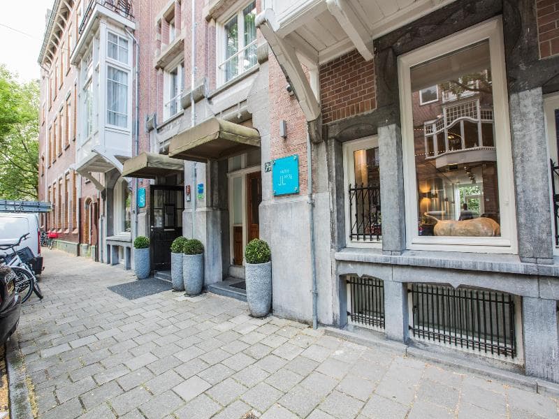 Hotel Jl No76 3