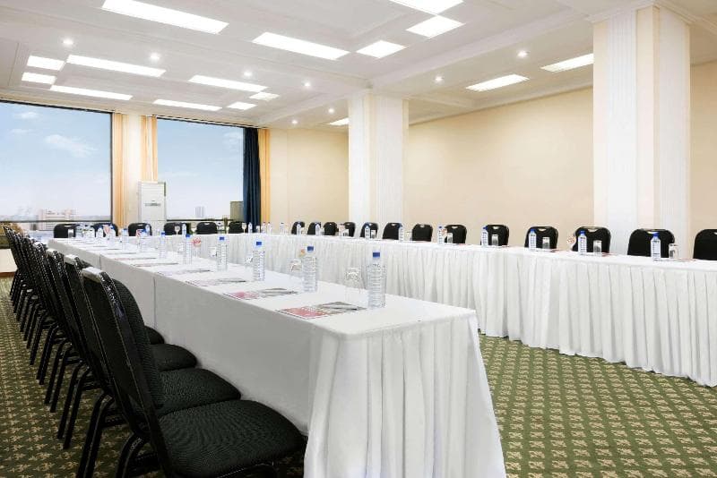 Ramada by Wyndham Tashkent photo 1