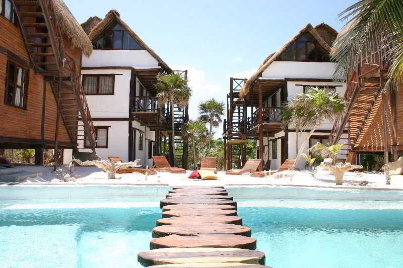 Zulum Beach Club & Cabañas 3