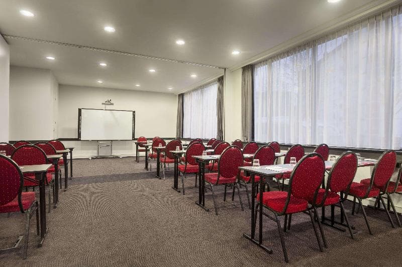 Ramada by Wyndham Brussels Woluwe photo 1