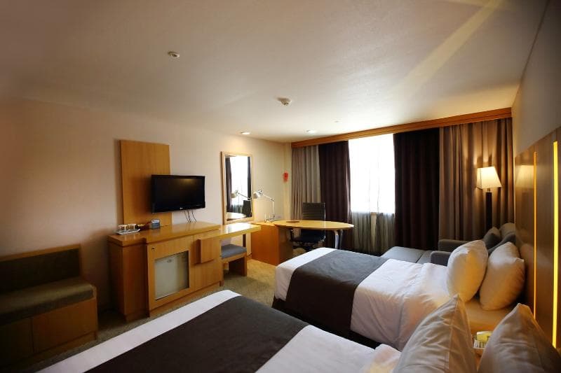 Ramada by Wyndham Songdo 4