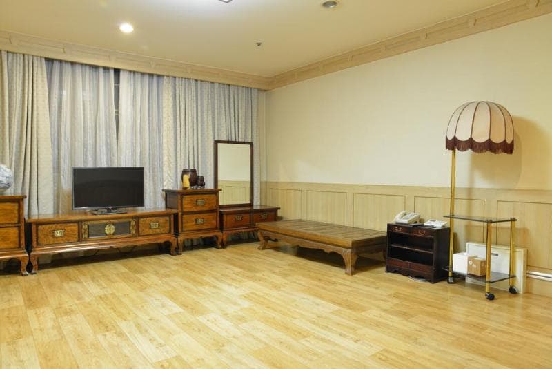 Ramada by Wyndham Songdo 5