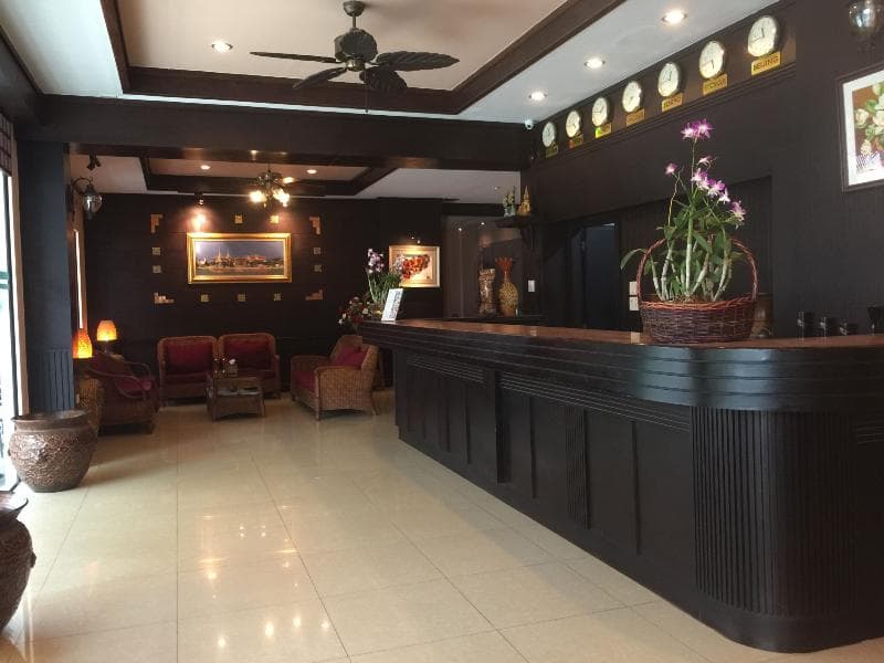 Outdoor Inn & Restaurant 4