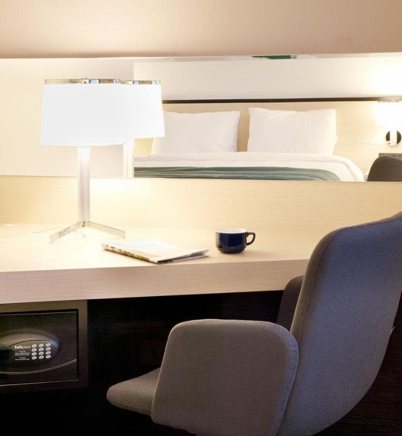 Park Inn by Radisson Leuven 5