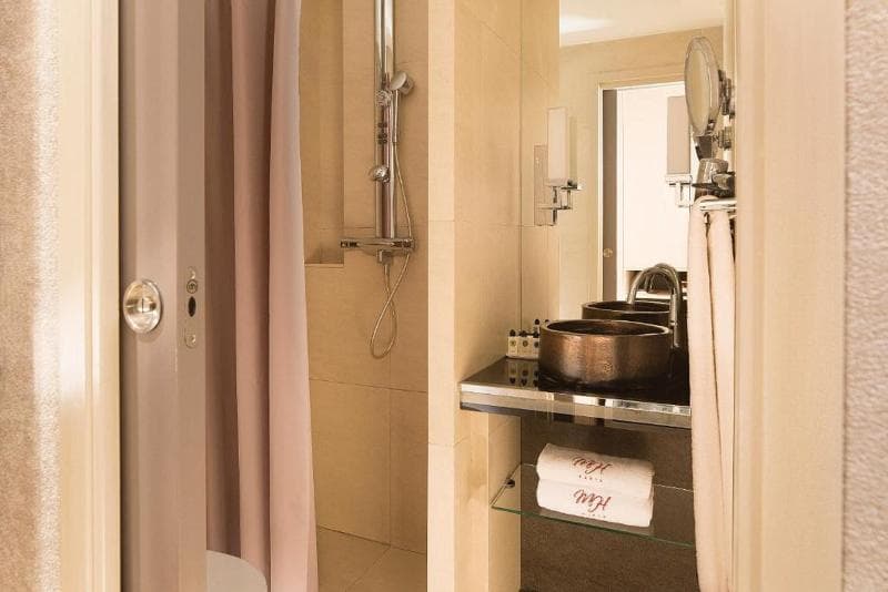 Madison Hotel 3