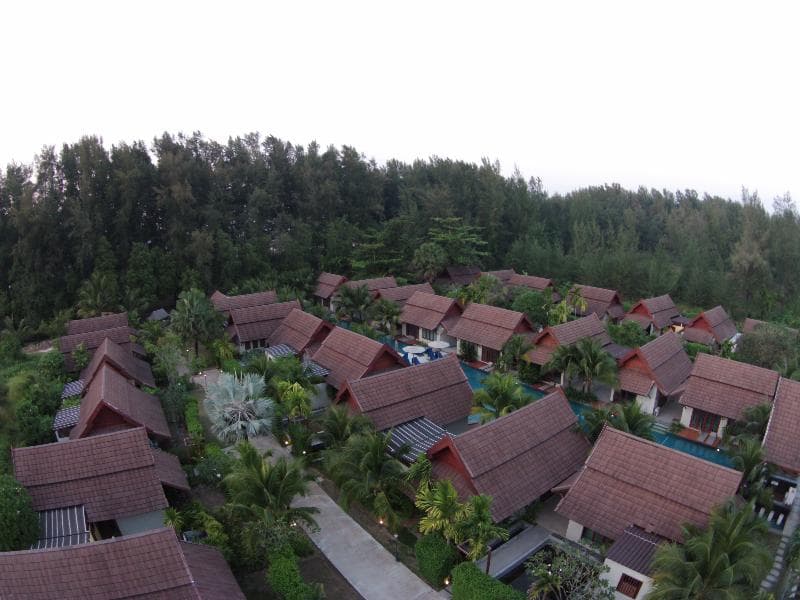 L'Esprit de Naiyang Resort 4