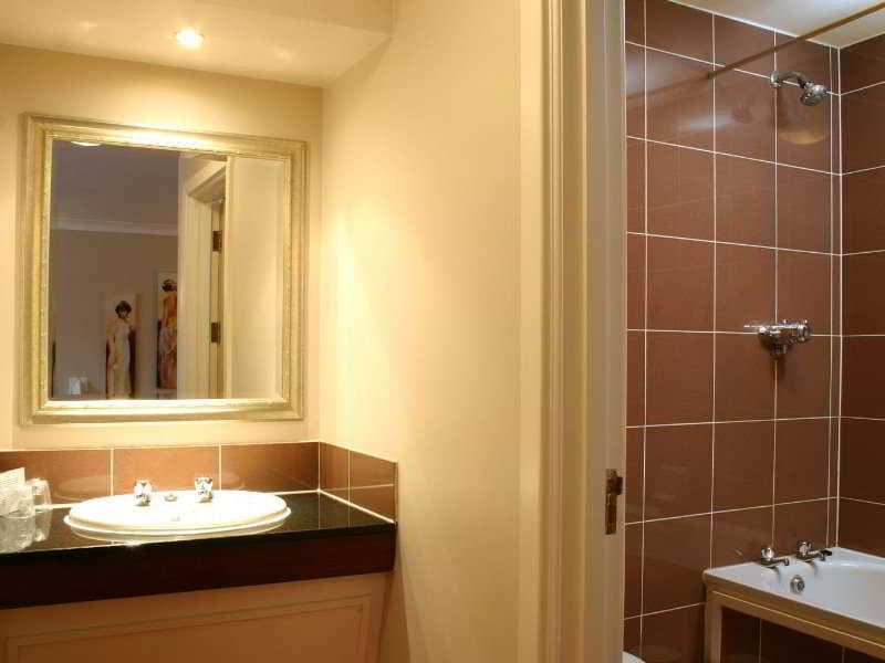 The Greyhound Hotel photo 1