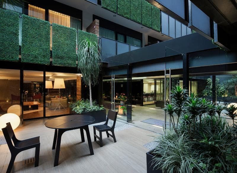 Las Suites 1