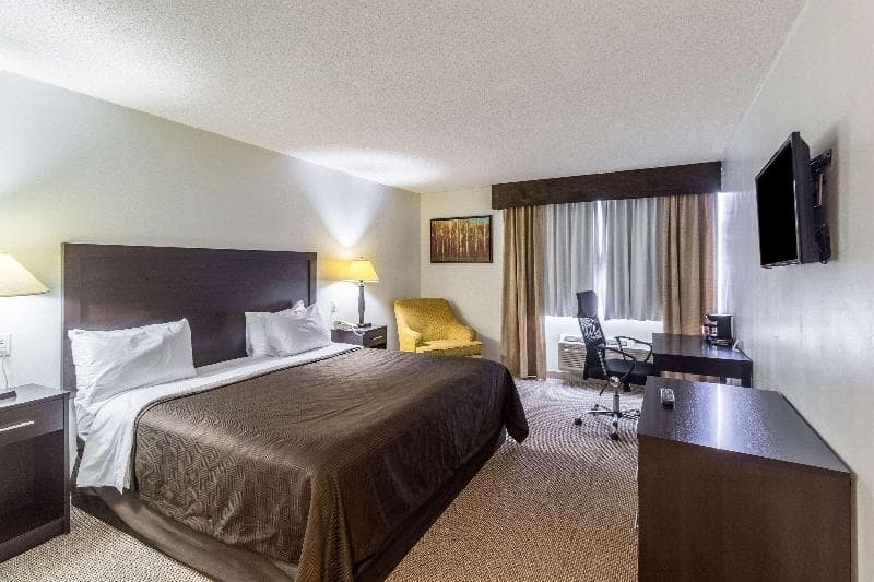 Clarion Inn Near McAllen Airport photo 1