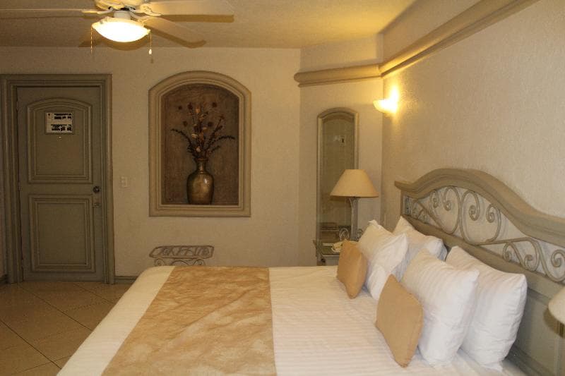 Hotel & Suites Quinta Magna 2