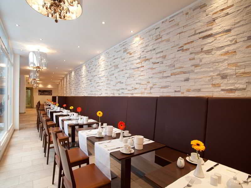 H+ Hotel Munchen 5