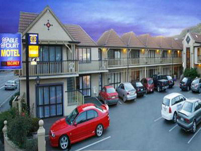 Cable Court Motel 3