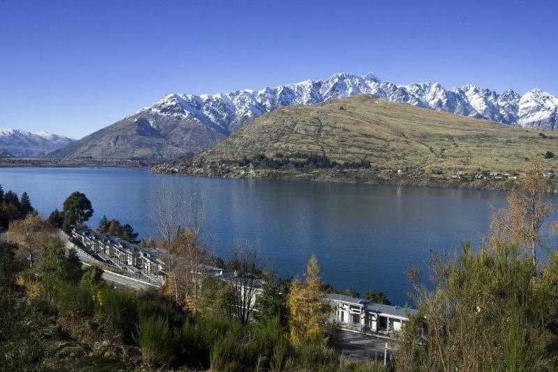 The Rees Hotel, Luxury Apartments & Lakeside Residences photo 1