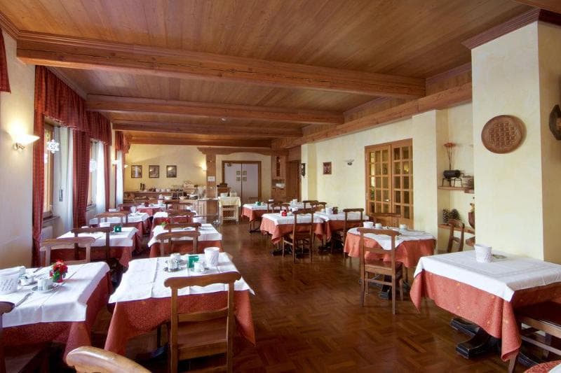 Hotel Croux main