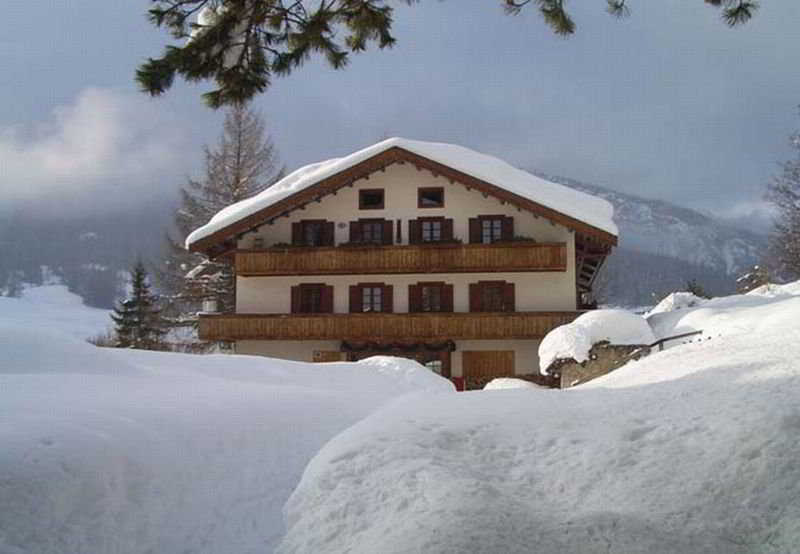 Hotel Menardi main