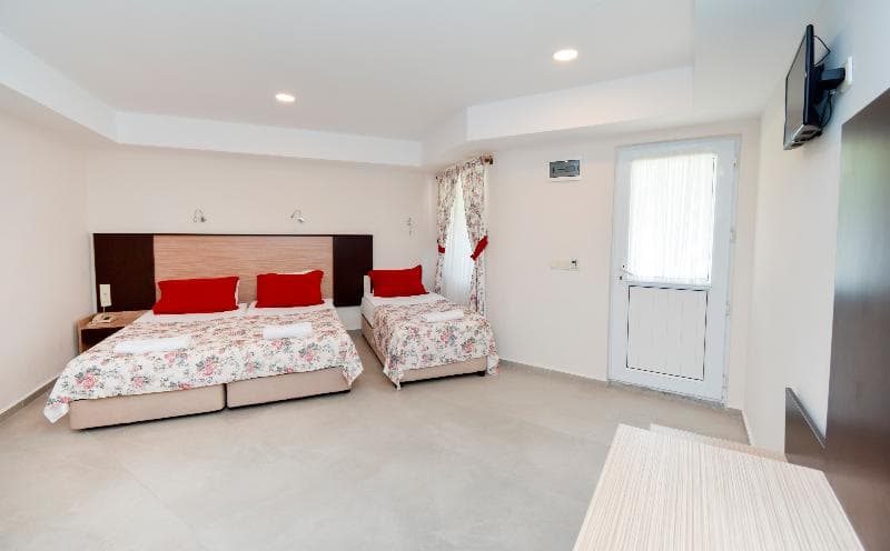 Side Altinkum Bungalow Hotel photo 1