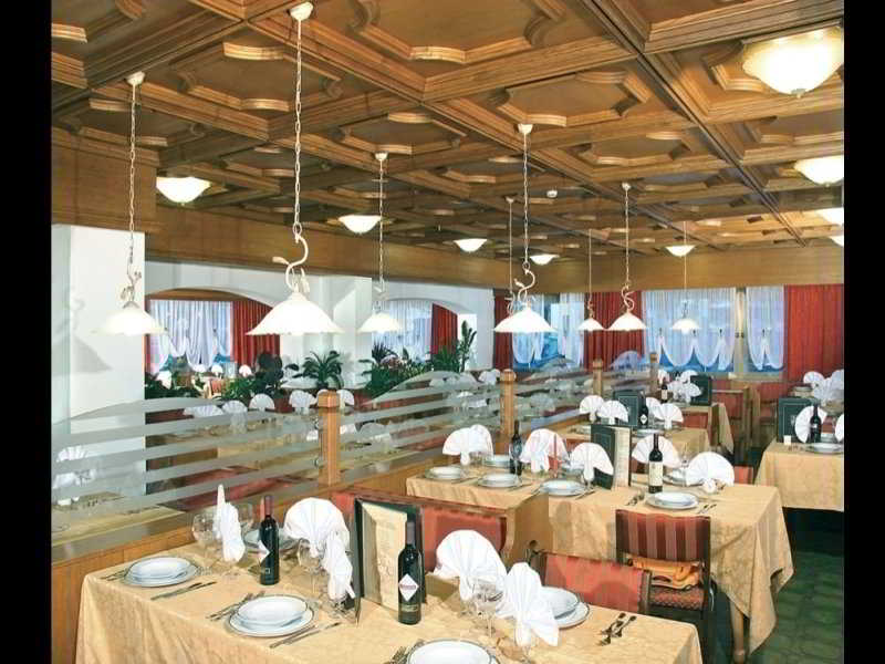 Hotel & Club Grohmann 4
