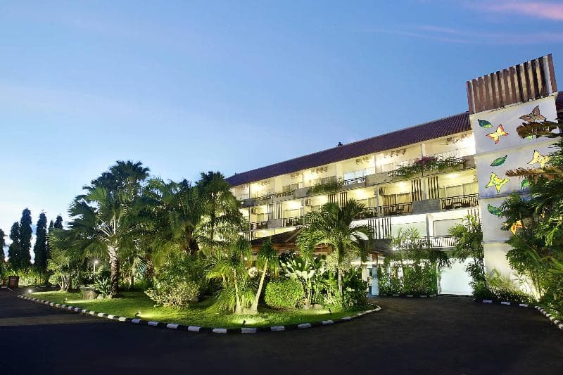 Swiss-Belhotel Segara main