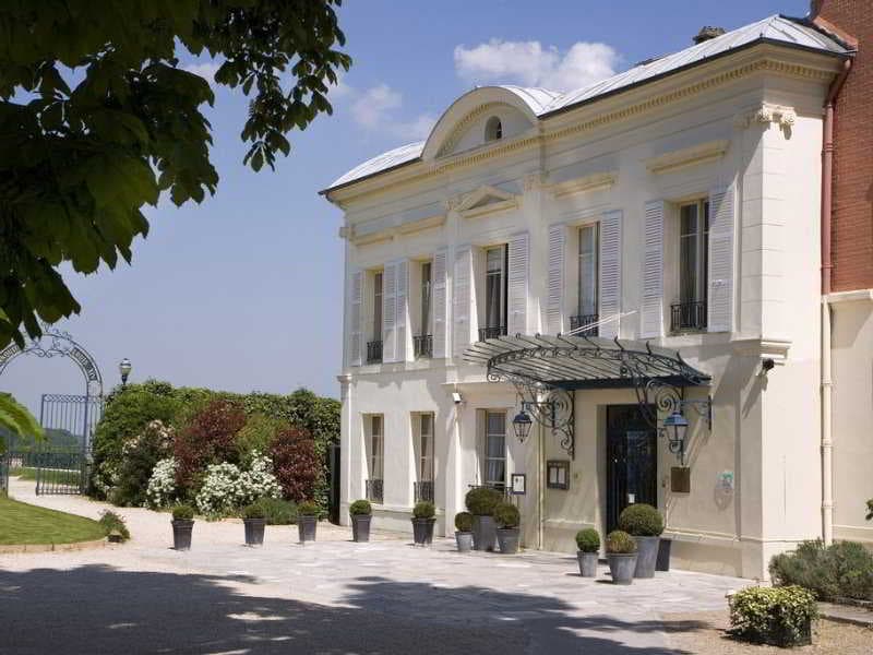Pavillon Henri IV photo 1