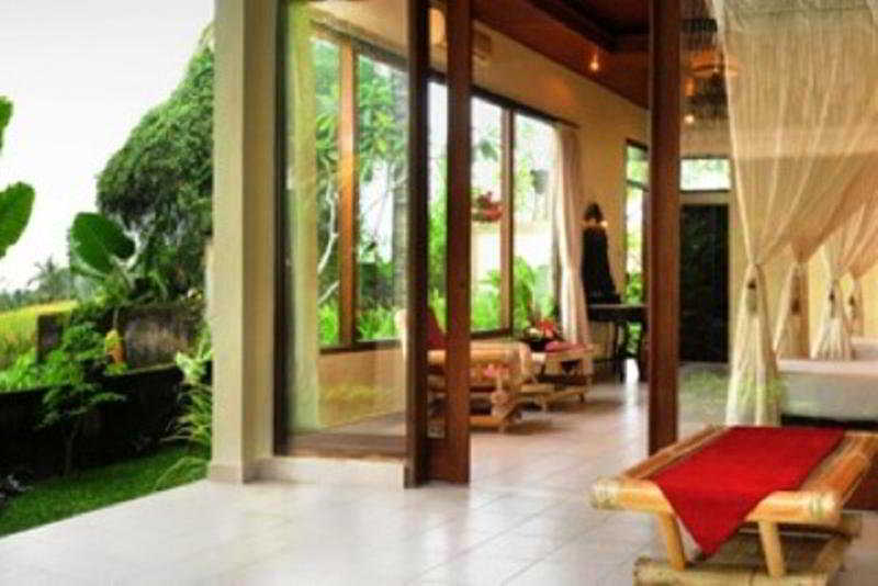 Putri Ayu Cottages 5