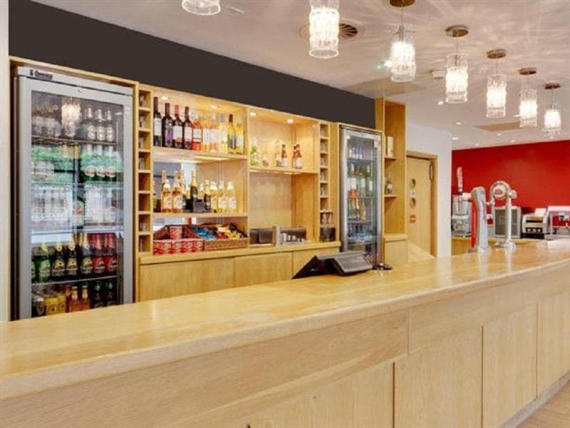 Travelodge Swansea Central photo 1