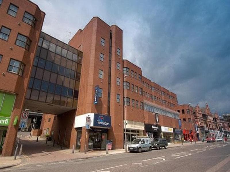 Travelodge Leeds Central Vicar Lane main