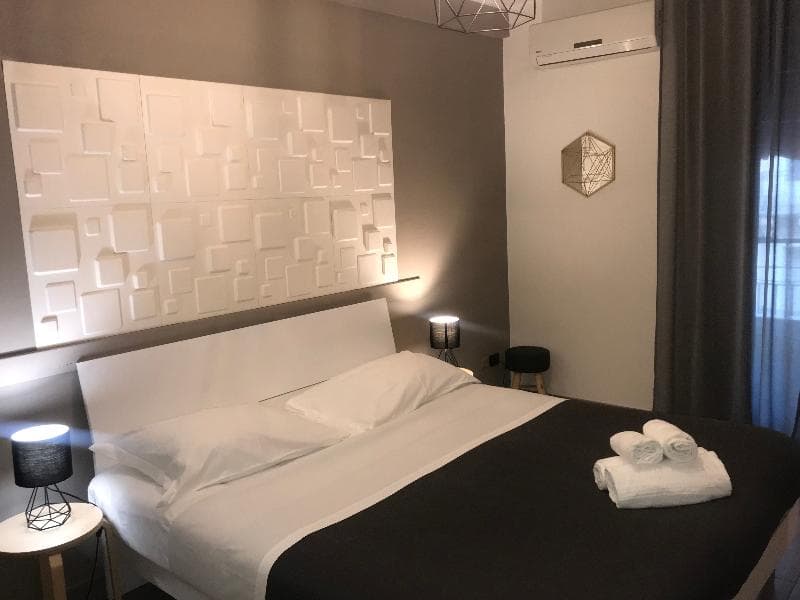 B&B Stesicoro 4