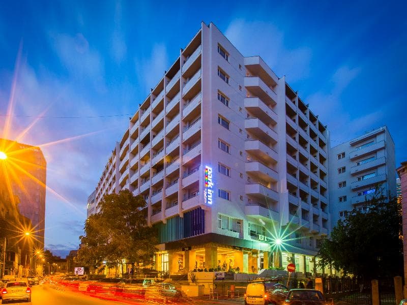 Park Inn by Radisson Bucharest Hotel & Residence photo 1