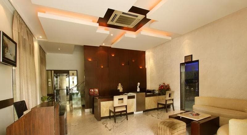The President Hotel Jayanagar 5