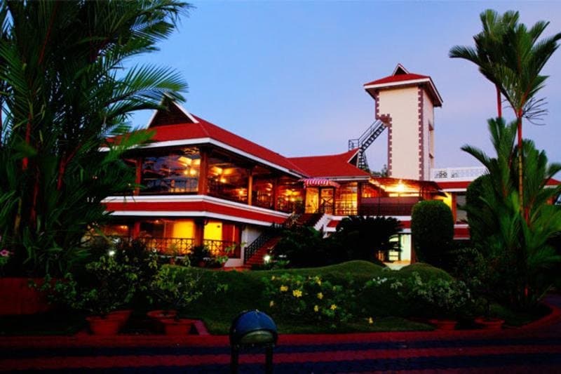 Lake Palace Resort 5