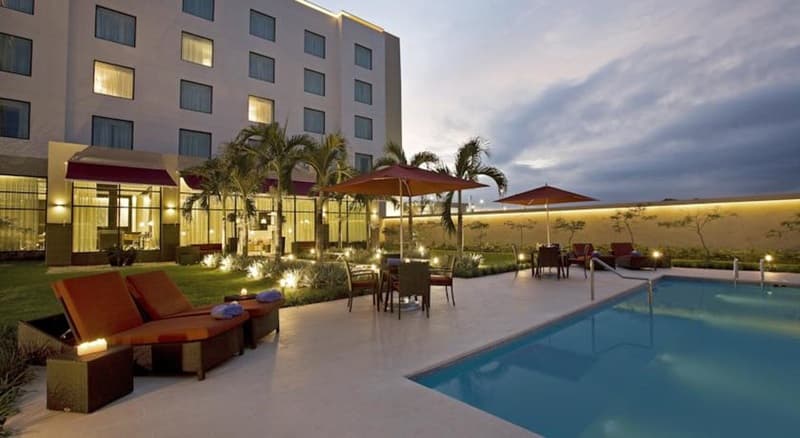 Courtyard Panama Metromall photo 1