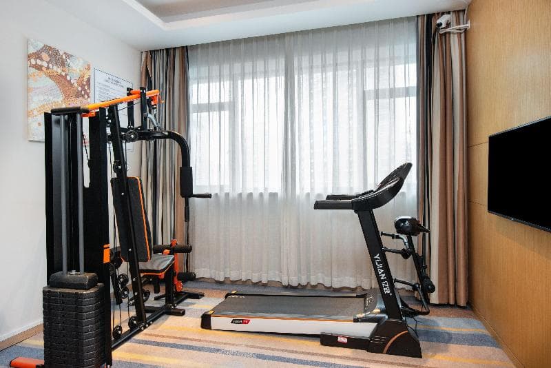 Holiday Inn Express Shanghai Zhenping 2