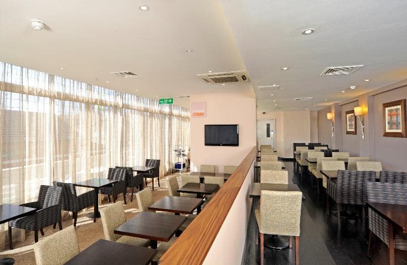Holiday Inn Express Crewe photo 1