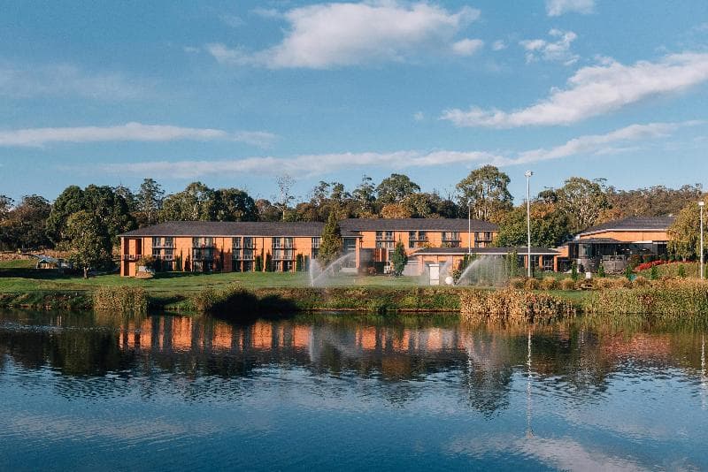 Country Club Tasmania 4