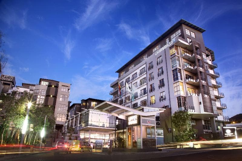 DoubleTree by Hilton Cape Town - Upper Eastside photo 1