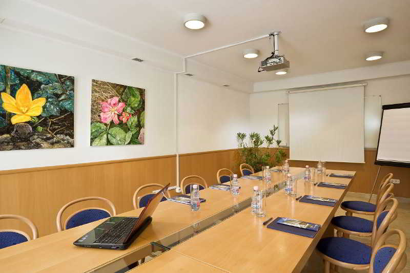 Jagello Business Hotel 4