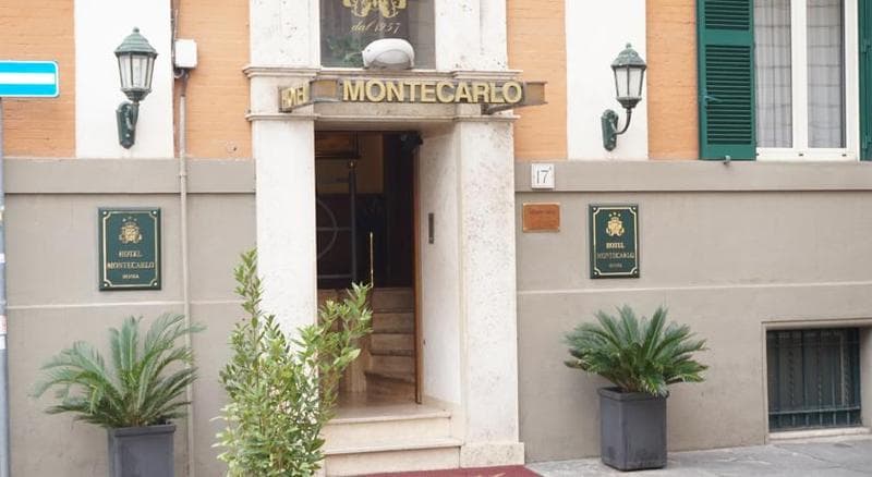 Montecarlo Hotel photo 1