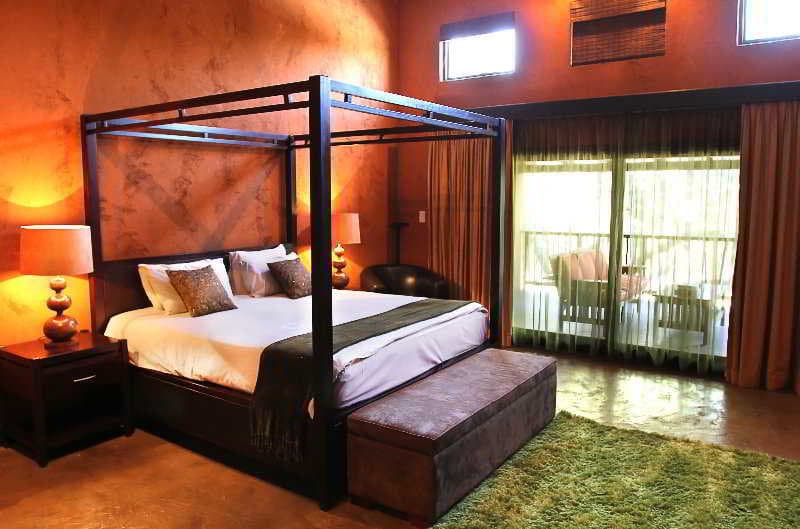 Riverstone Lodge main