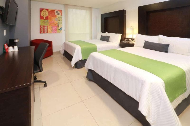Wyndham Garden Guadalajara Acueducto 5