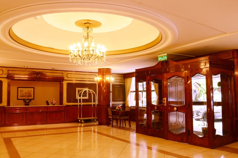 Astor 5