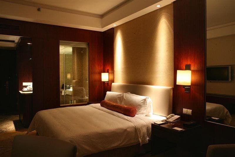 Fuyang International Trade Center Hotel 4