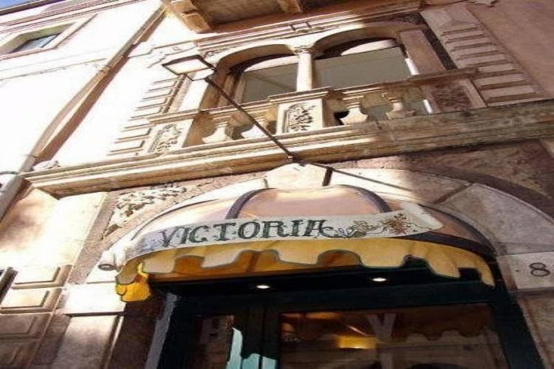 Hotel Victoria photo 1
