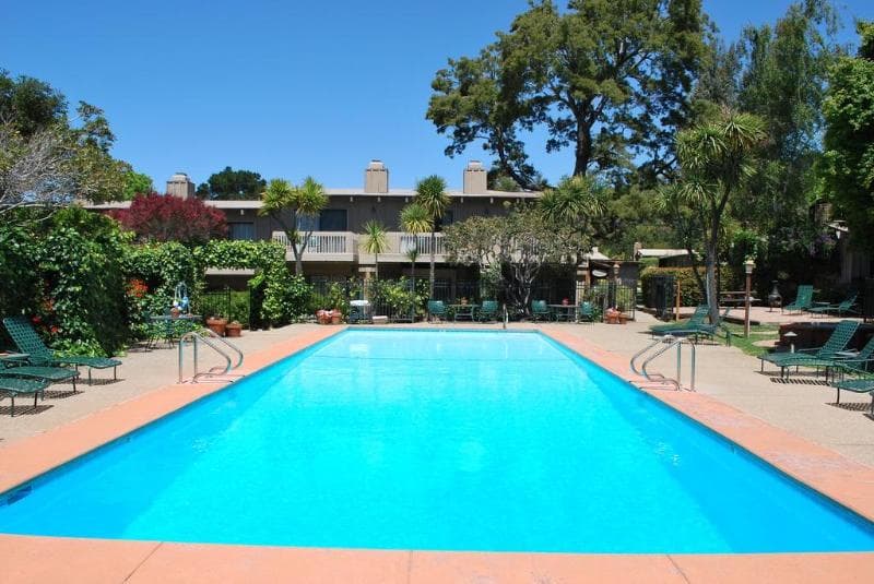 Carmel Valley Lodge 3