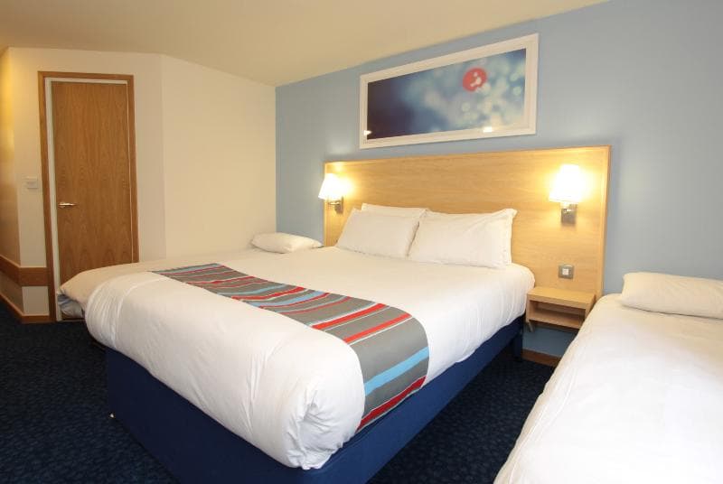 Travelodge Inverness Fairways 2