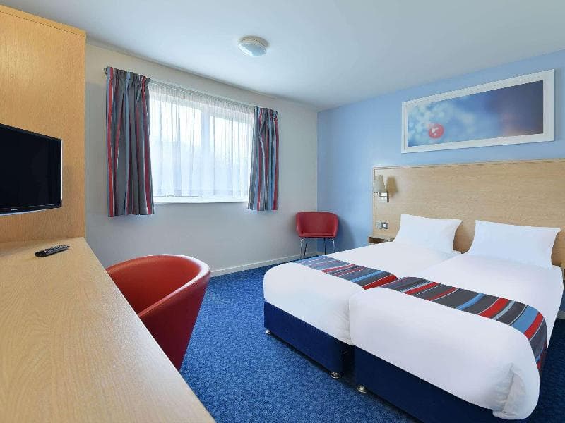 Travelodge Inverness Fairways 3