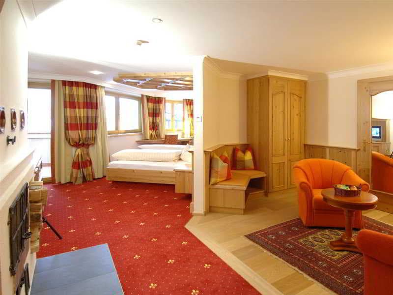 JUFA Alpenhotel Saalbach 5
