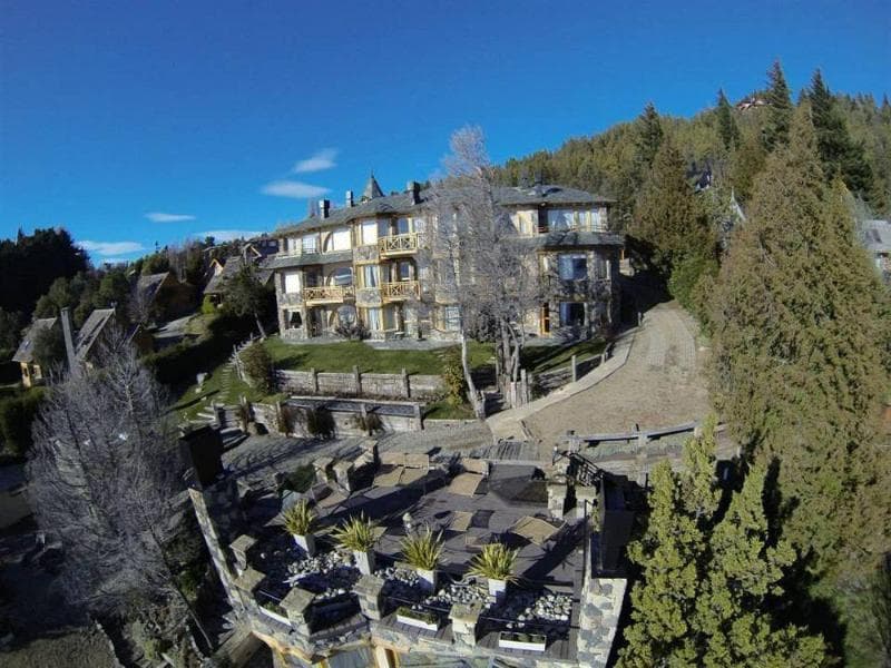 Lirolay Suites 3