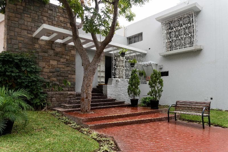 Basadre Suites 4