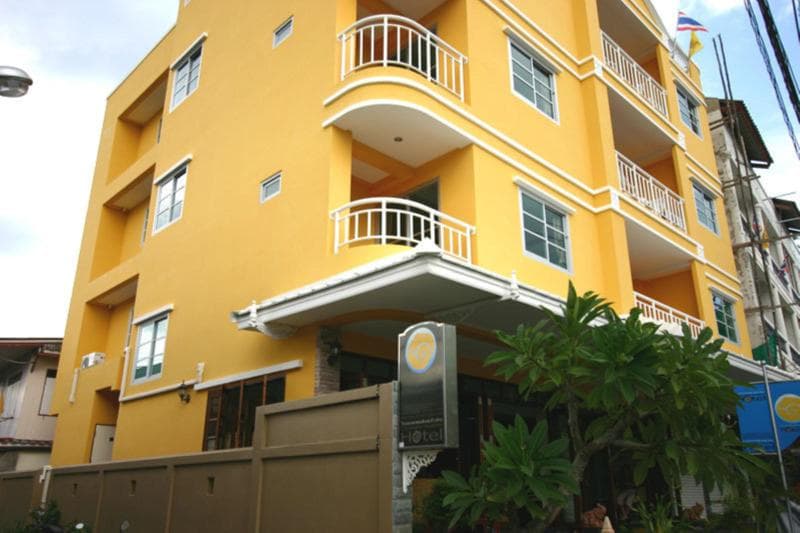 Chomsin Hua Hin main