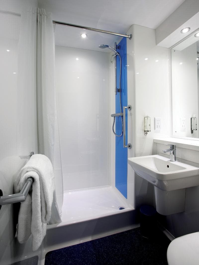 Travelodge Manchester Ancoats 5